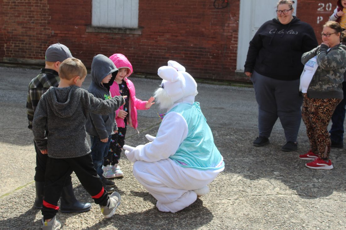 Easter Bunny in Sistersville News, Sports, Jobs Tyler Star News